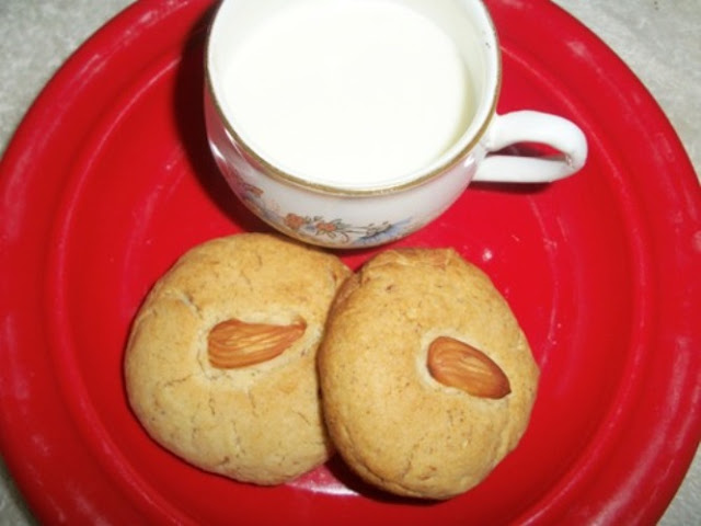 milk cookie topping
