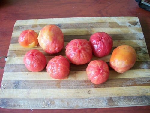 peeled tomatoes