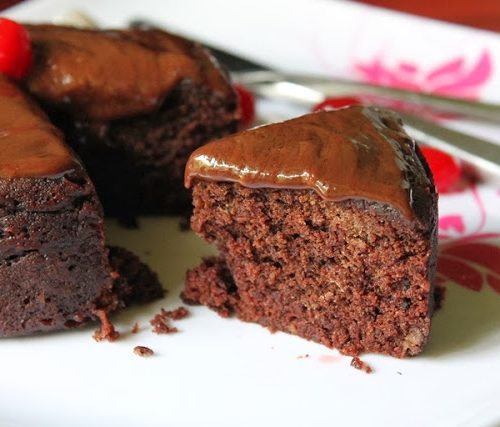 5 min Chocolate Cake in Microwave Oven | Eggless Chocolate Sponge Cake  Recipe in 5 minutes - YouTube