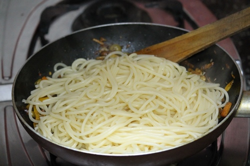 Stir Fry Spaghetti Recipe / Pasta Stir Fry Recipe - Quick Pasta Recipes ...