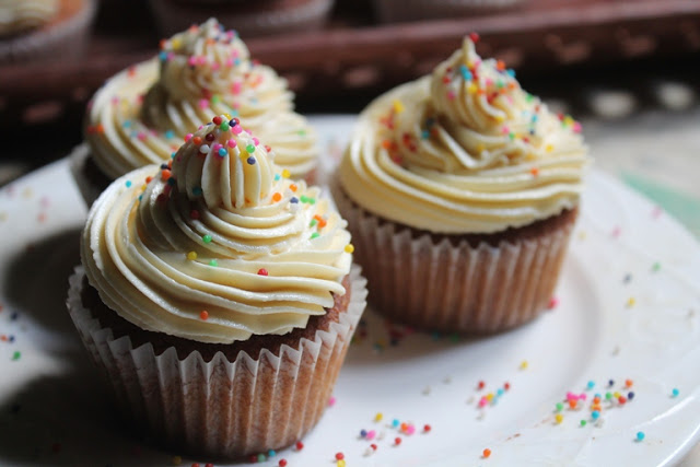Best Vanilla Cupcakes Recipe Ever Soft Vanilla Cupcakes Recipe Yummy Tummy