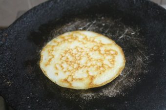 Onion Podi Uthappam Recipe - Podi Uthappam Recipe