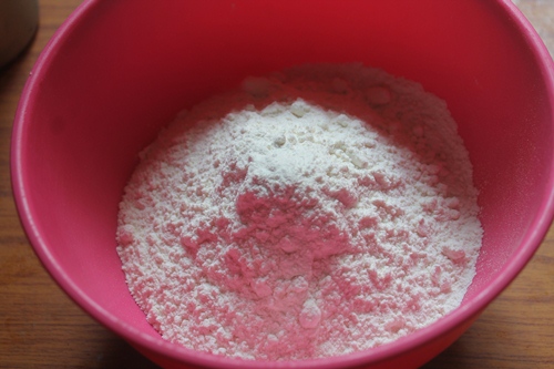 plain flour in a bowl