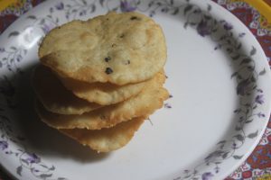 Farsi Puri Recipe - Fried Gujarati Mathri Recipe - Gujarati Snack