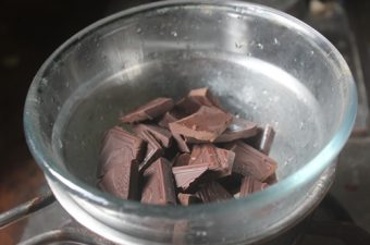 Mint Chocolates Recipe - Mint Filled Chocolates Recipe