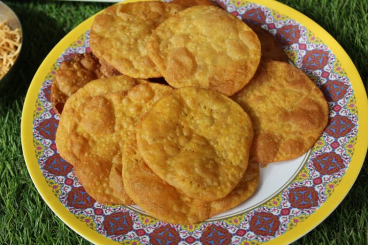 Gujarati Masala Puri Recipe - Easy Snack Recipe for Kids