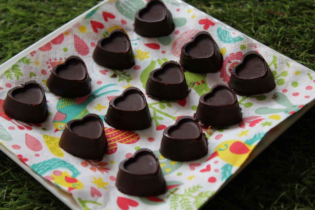 Learn to properly Temper Chocolate - Love is in my Tummy
