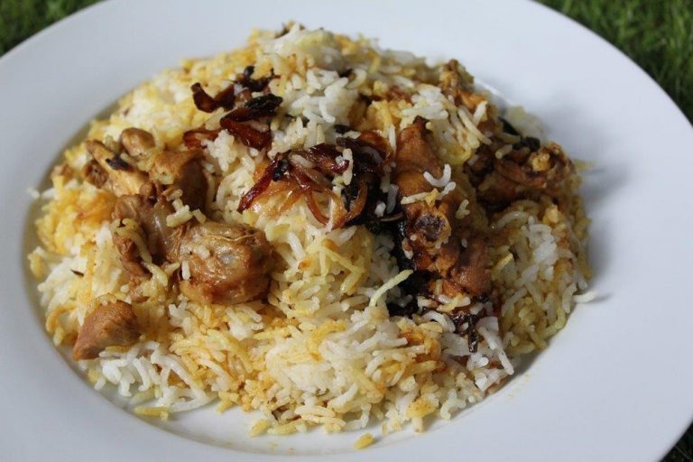 Malabar Chicken Biryani Recipe - Yummy Tummy Aarthi