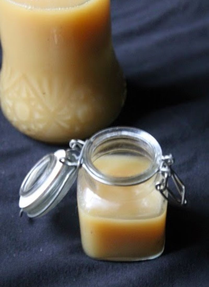 Homemade Apple Cider Vinegar with Honey Garlic Ginger