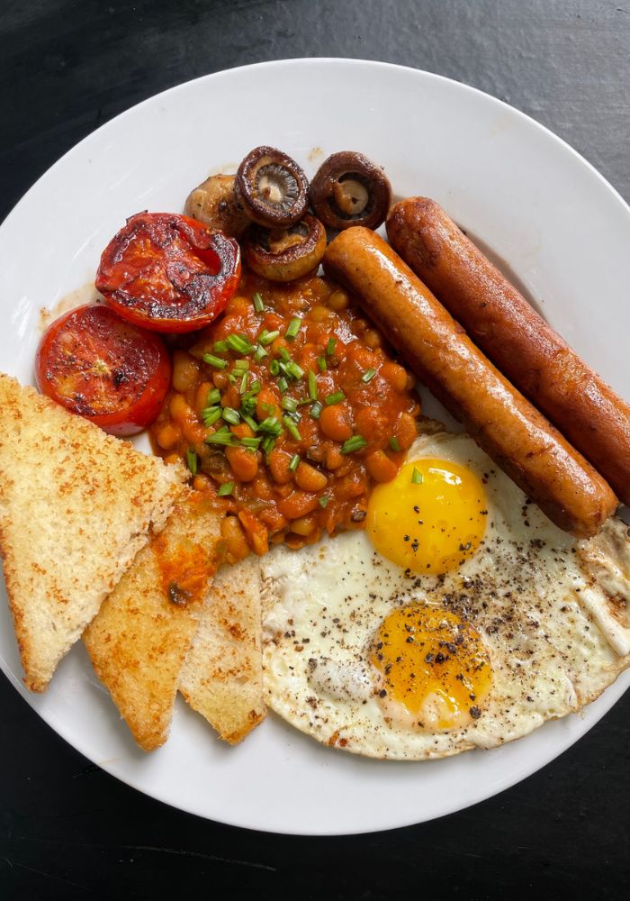 How to Make Full English Breakfast - 86