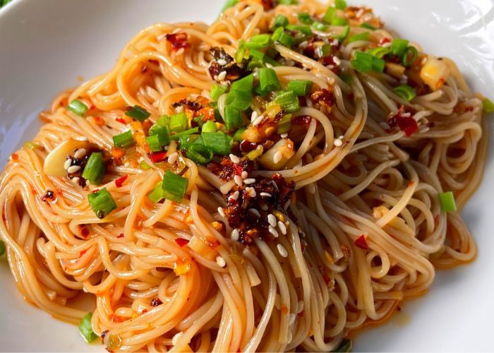 Chilli Oil Noodles Recipe  Garlic Chilli Oil Noodles Recipe  - 22