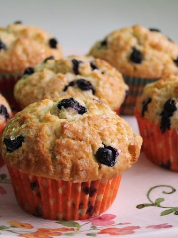 Lemon Blueberry Cupcakes   Eggless Lemon Blueberry Cupcakes Recipe - 57