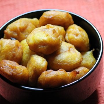 Pazham Pori   Ethakka Appam Recipe   Banana Fritters - 75